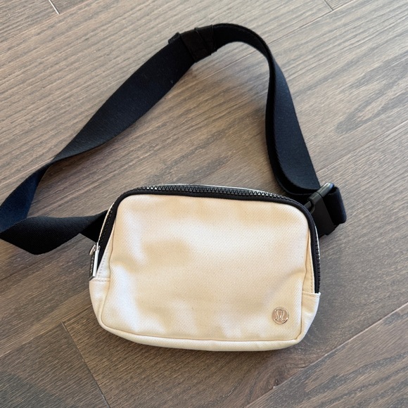 lululemon athletica Handbags - Stylish Cream Waist Bag